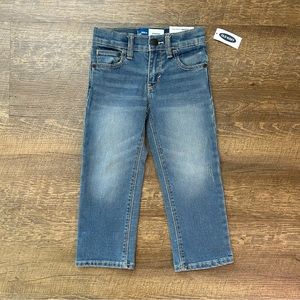 Old Navy Built-In Flex Straight Jeans for Toddler Unisex Boy Girl 3T NEW Medium